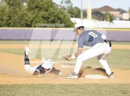 Thumbnail 3 in Alonso @ Sumner (Saladino) photogallery.