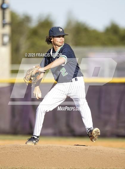 Thumbnail 3 in Alonso @ Sumner (Saladino) photogallery.