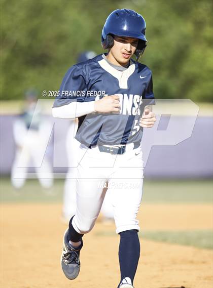 Thumbnail 2 in Alonso @ Sumner (Saladino) photogallery.