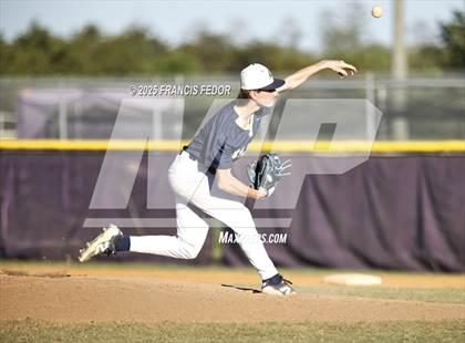 Thumbnail 2 in Alonso @ Sumner (Saladino) photogallery.