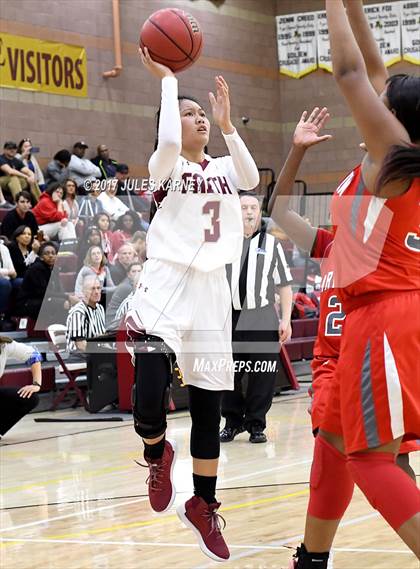 Thumbnail 1 in Arbor View vs Faith Lutheran photogallery.