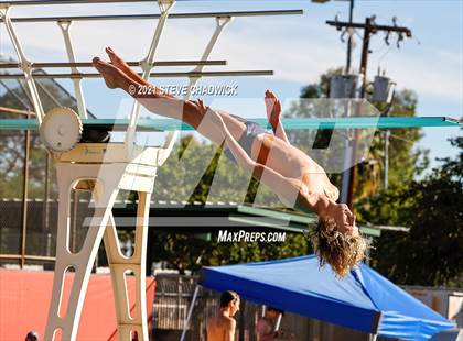 Thumbnail 2 in AIA Division I,III Diving Semifinals photogallery.