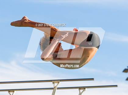 Thumbnail 2 in AIA Division I,III Diving Semifinals photogallery.