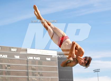 Thumbnail 2 in AIA Division I,III Diving Semifinals photogallery.