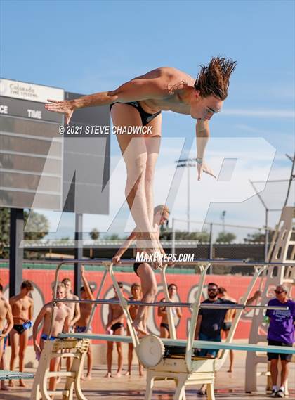 Thumbnail 2 in AIA Division I,III Diving Semifinals photogallery.