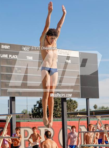 Thumbnail 1 in AIA Division I,III Diving Semifinals photogallery.