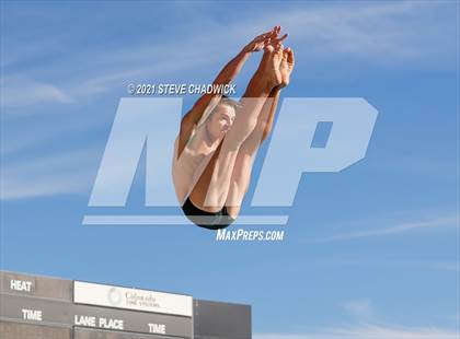 Thumbnail 1 in AIA Division I,III Diving Semifinals photogallery.