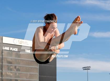 Thumbnail 2 in AIA Division I,III Diving Semifinals photogallery.