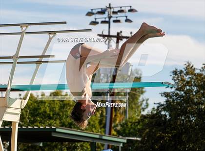 Thumbnail 3 in AIA Division I,III Diving Semifinals photogallery.