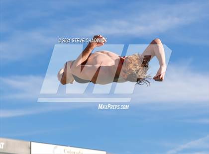 Thumbnail 2 in AIA Division I,III Diving Semifinals photogallery.