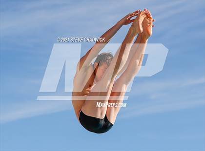 Thumbnail 3 in AIA Division I,III Diving Semifinals photogallery.