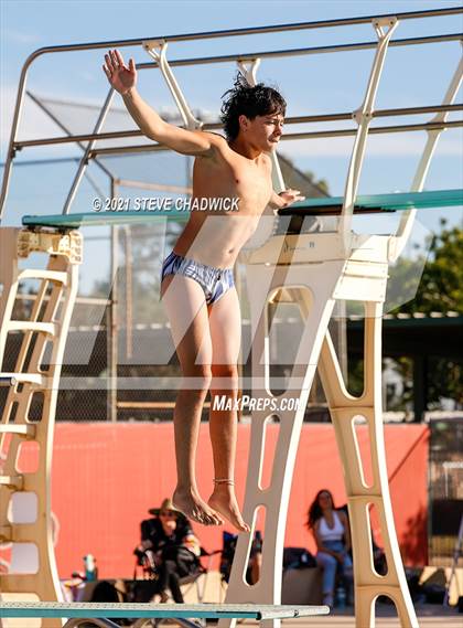 Thumbnail 2 in AIA Division I,III Diving Semifinals photogallery.