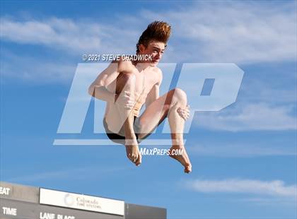 Thumbnail 2 in AIA Division I,III Diving Semifinals photogallery.