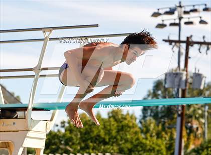 Thumbnail 2 in AIA Division I,III Diving Semifinals photogallery.