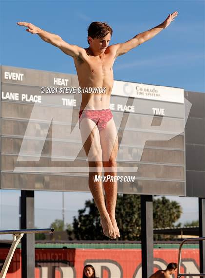 Thumbnail 3 in AIA Division I,III Diving Semifinals photogallery.