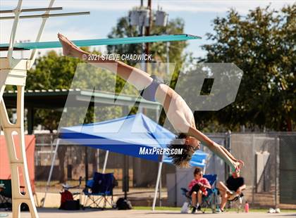 Thumbnail 2 in AIA Division I,III Diving Semifinals photogallery.