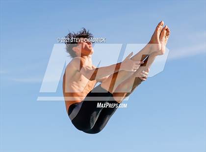 Thumbnail 3 in AIA Division I,III Diving Semifinals photogallery.