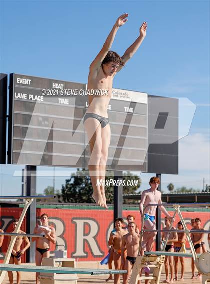 Thumbnail 3 in AIA Division I,III Diving Semifinals photogallery.