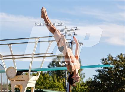 Thumbnail 2 in AIA Division I,III Diving Semifinals photogallery.