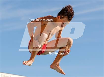 Thumbnail 2 in AIA Division I,III Diving Semifinals photogallery.