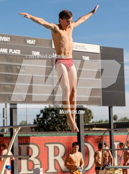 Thumbnail 1 in AIA Division I,III Diving Semifinals photogallery.