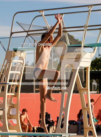 Thumbnail 1 in AIA Division I,III Diving Semifinals photogallery.