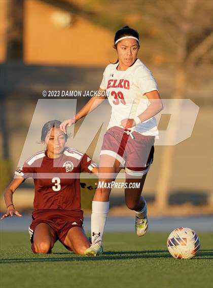 Thumbnail 1 in Pahrump Valley vs Elko (NISS 3A State Playoffs) photogallery.