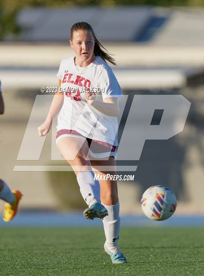 Thumbnail 2 in Pahrump Valley vs Elko (NISS 3A State Playoffs) photogallery.