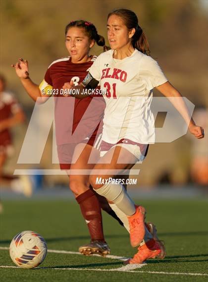 Thumbnail 2 in Pahrump Valley vs Elko (NISS 3A State Playoffs) photogallery.