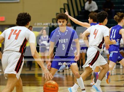 Thumbnail 1 in Port Washington vs. Syosset (NYSPHSAA Section 8 Class 2A Semifinal) photogallery.