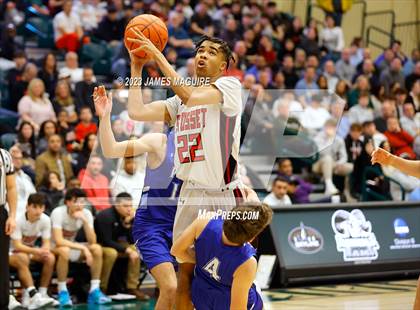 Thumbnail 3 in Port Washington vs. Syosset (NYSPHSAA Section 8 Class 2A Semifinal) photogallery.