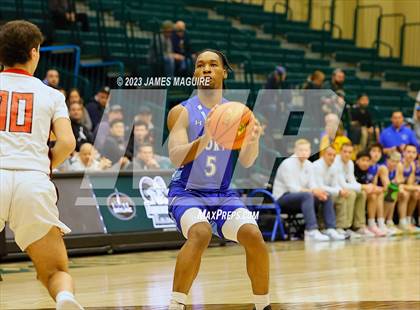 Thumbnail 2 in Port Washington vs. Syosset (NYSPHSAA Section 8 Class 2A Semifinal) photogallery.