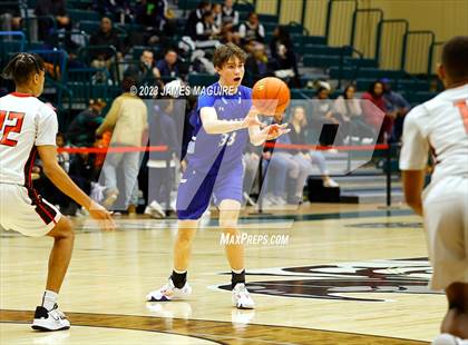 Thumbnail 1 in Port Washington vs. Syosset (NYSPHSAA Section 8 Class 2A Semifinal) photogallery.