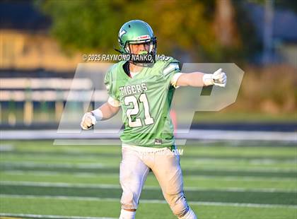 Thumbnail 2 in JV: Shelbyville @ Yorktown photogallery.