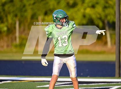 Thumbnail 1 in JV: Shelbyville @ Yorktown photogallery.
