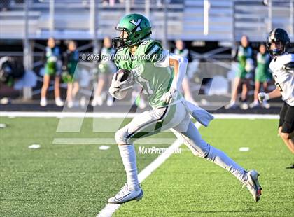 Thumbnail 2 in JV: Shelbyville @ Yorktown photogallery.