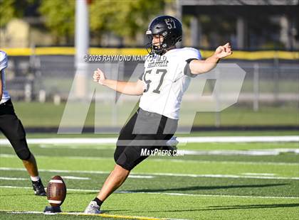 Thumbnail 2 in JV: Shelbyville @ Yorktown photogallery.