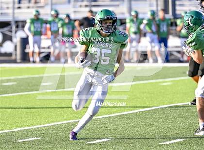 Thumbnail 1 in JV: Shelbyville @ Yorktown photogallery.
