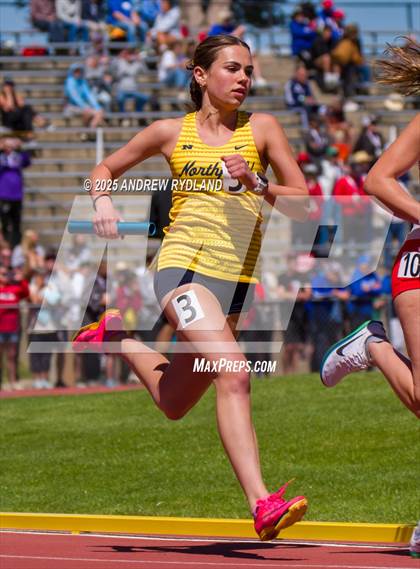 Thumbnail 2 in CHSAA 5A State Championships (4 x 800 Final) photogallery.