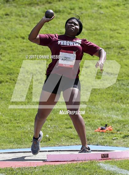 Thumbnail 3 in 50th Annual Loucks Games (Women's Shot Put) photogallery.