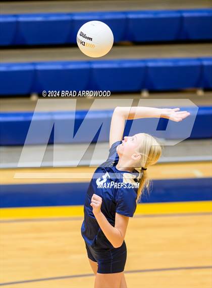 Thumbnail 1 in Alexander Central @ South Iredell photogallery.