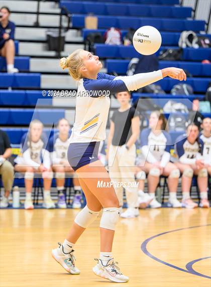 Thumbnail 1 in Alexander Central @ South Iredell photogallery.
