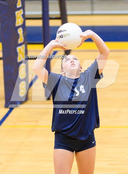 Thumbnail 1 in Alexander Central @ South Iredell photogallery.