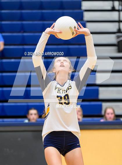 Thumbnail 1 in Alexander Central @ South Iredell photogallery.