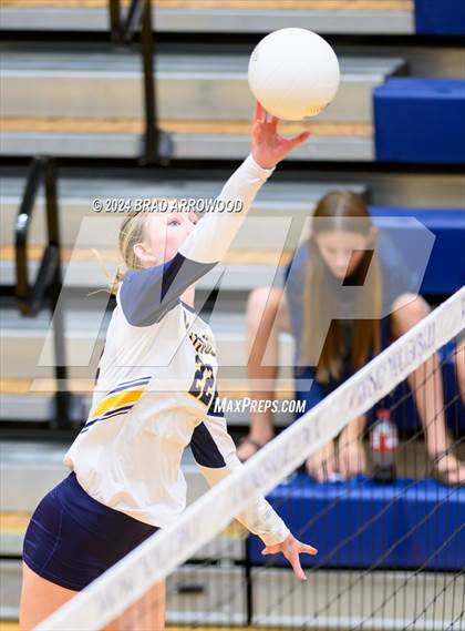 Thumbnail 3 in Alexander Central @ South Iredell photogallery.