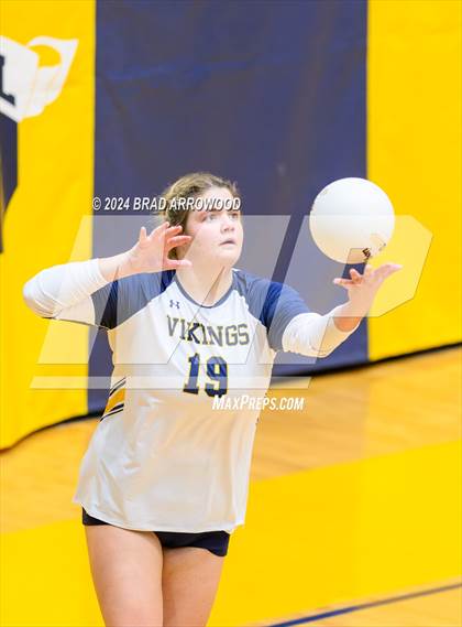 Thumbnail 3 in Alexander Central @ South Iredell photogallery.
