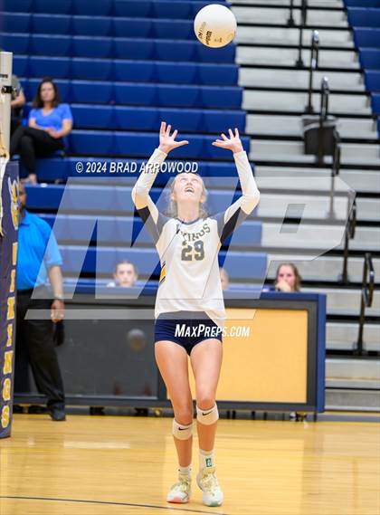 Thumbnail 3 in Alexander Central @ South Iredell photogallery.