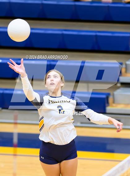 Thumbnail 2 in Alexander Central @ South Iredell photogallery.