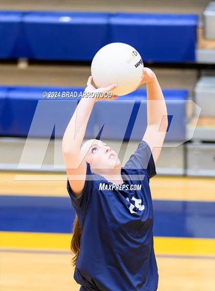 Thumbnail 3 in Alexander Central @ South Iredell photogallery.