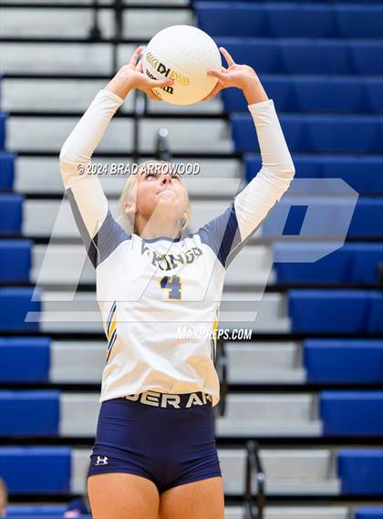 Thumbnail 3 in Alexander Central @ South Iredell photogallery.